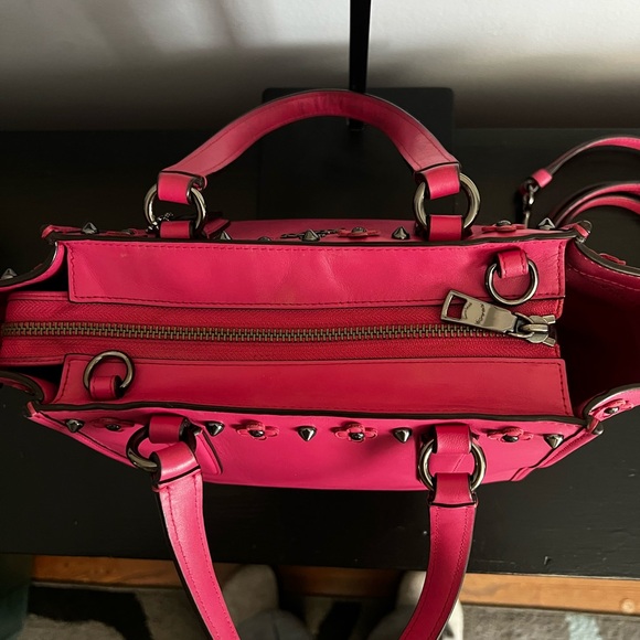 Coach Pink Dahlia With Floral Rivets Mini Crossbody Carryall

Style: F37707 - Picture 8 of 13